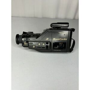 Realistic Moviecorder Model 152 w/Case, and Batteries Vintage‎ Radio Shack